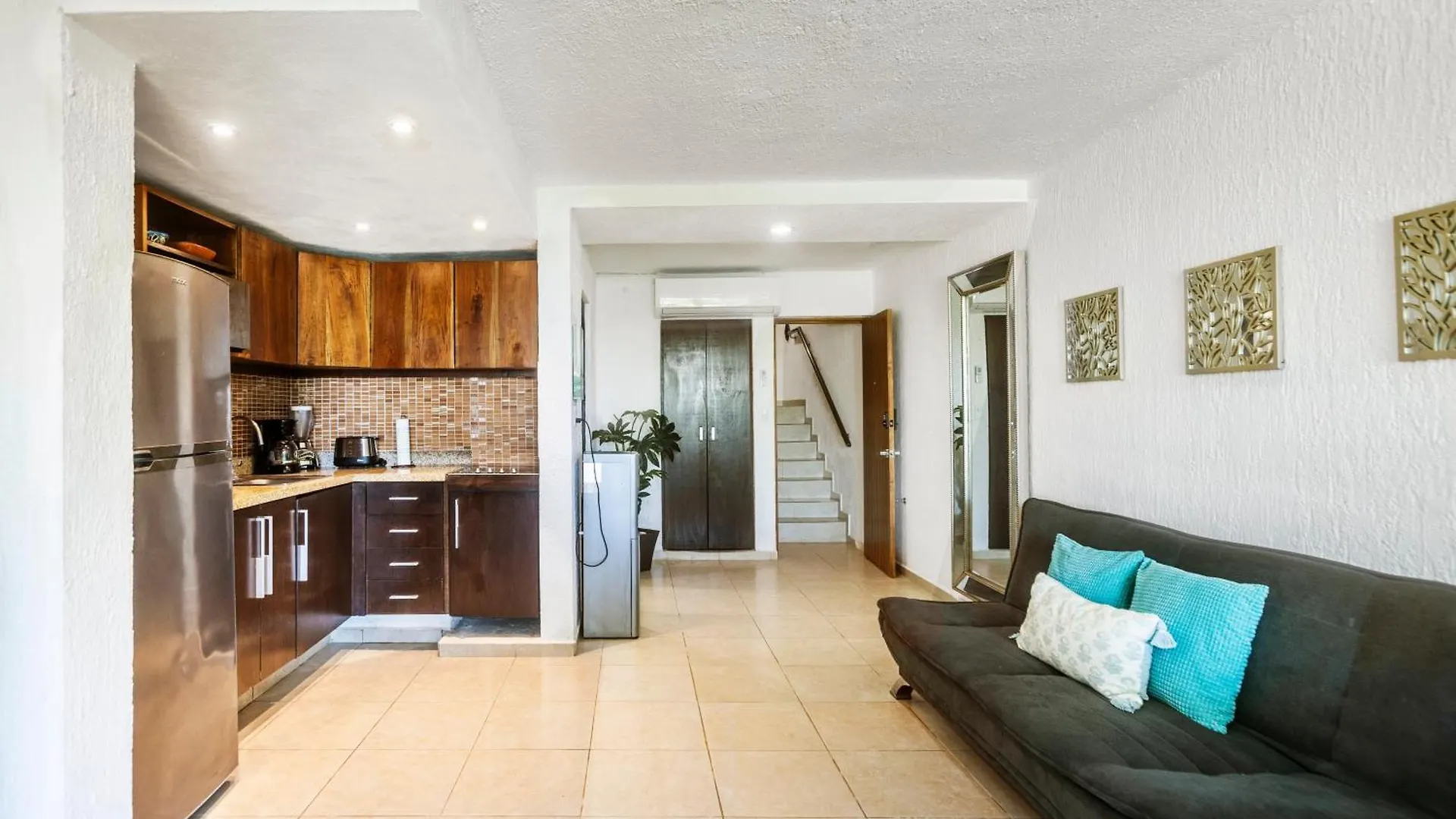 Garden Level With Partial Ocean View Hotel Zone Cancun Apartment