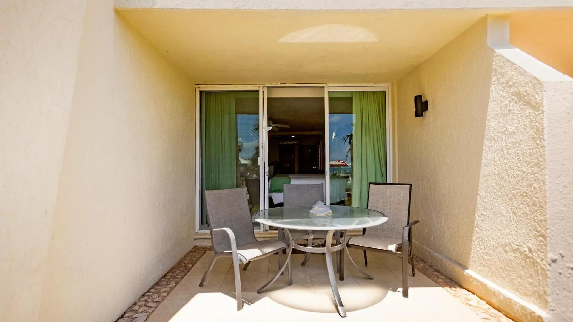 Garden Level With Partial Ocean View Hotel Zone Κανκούν Διαμέρισμα